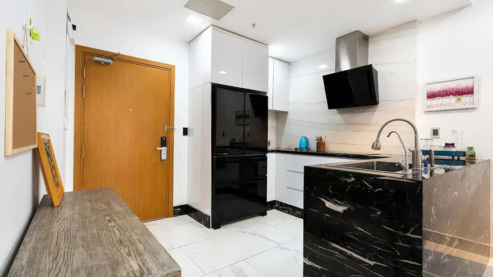 The Everich Infinity - China Town Apartment Ho Chi Minh City